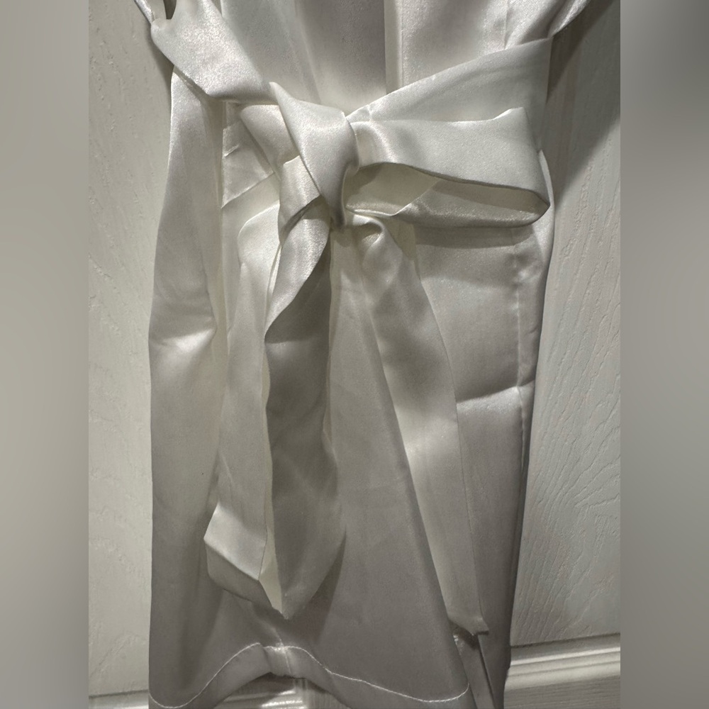 Silver Bride Robe with Rhinestone Detail - Picture 3 of 7